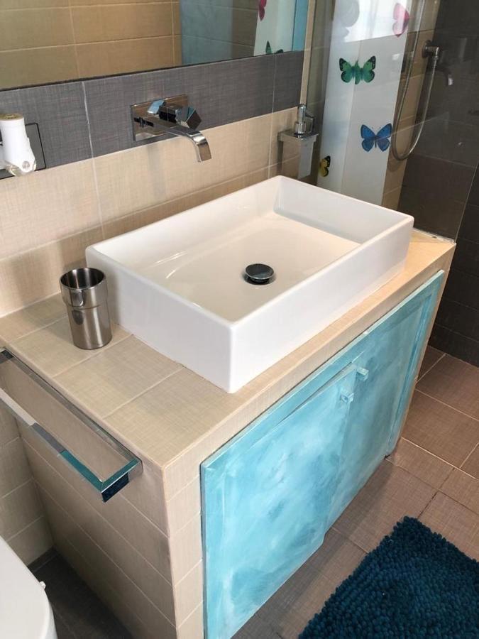 E&C Suites Roma ลิโด ดิ ออสเตีย ภายนอก รูปภาพ